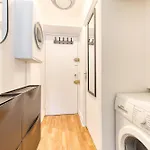 Apartament Pro Avec Balcon - Wifi Fibre - Mobilite