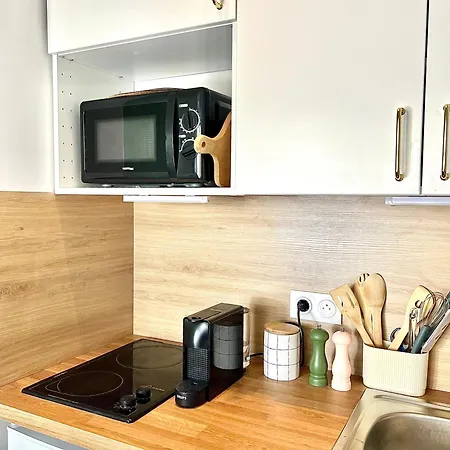 Appartement Equipe Avec Balcon - Bail Mobilite *