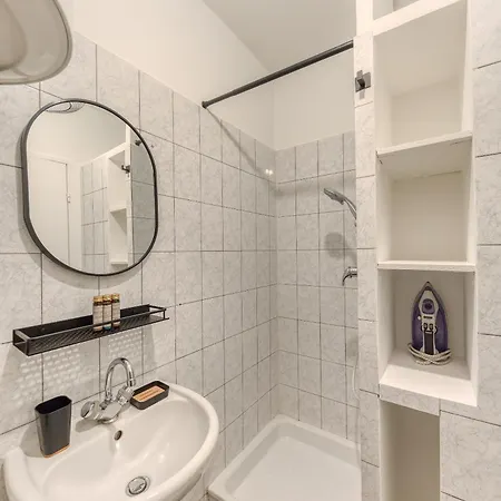 Equipe Avec Balcon - Bail Mobilite